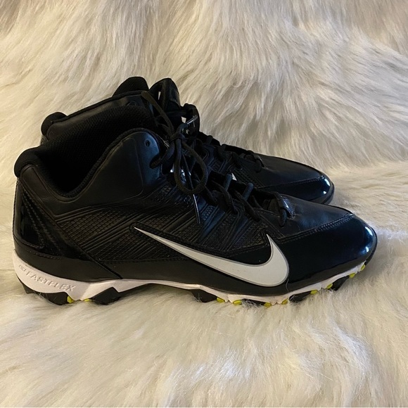Nike Mens Football FastFlex‎ Cleats Alpha Shark Size 13 Black-White Shoes - Picture 1 of 11